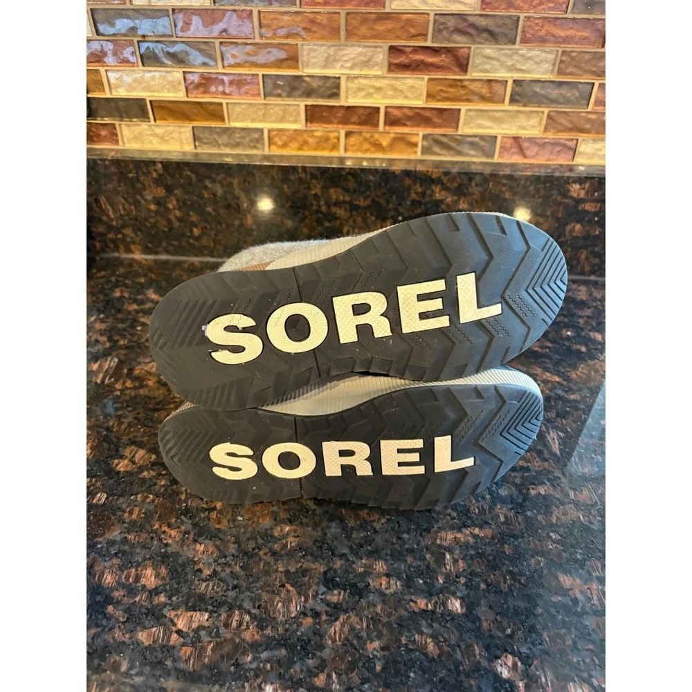Sorel Out N About Classic Boots Kids Size 4 Gray Brown Waterproof Duck Boots Exc